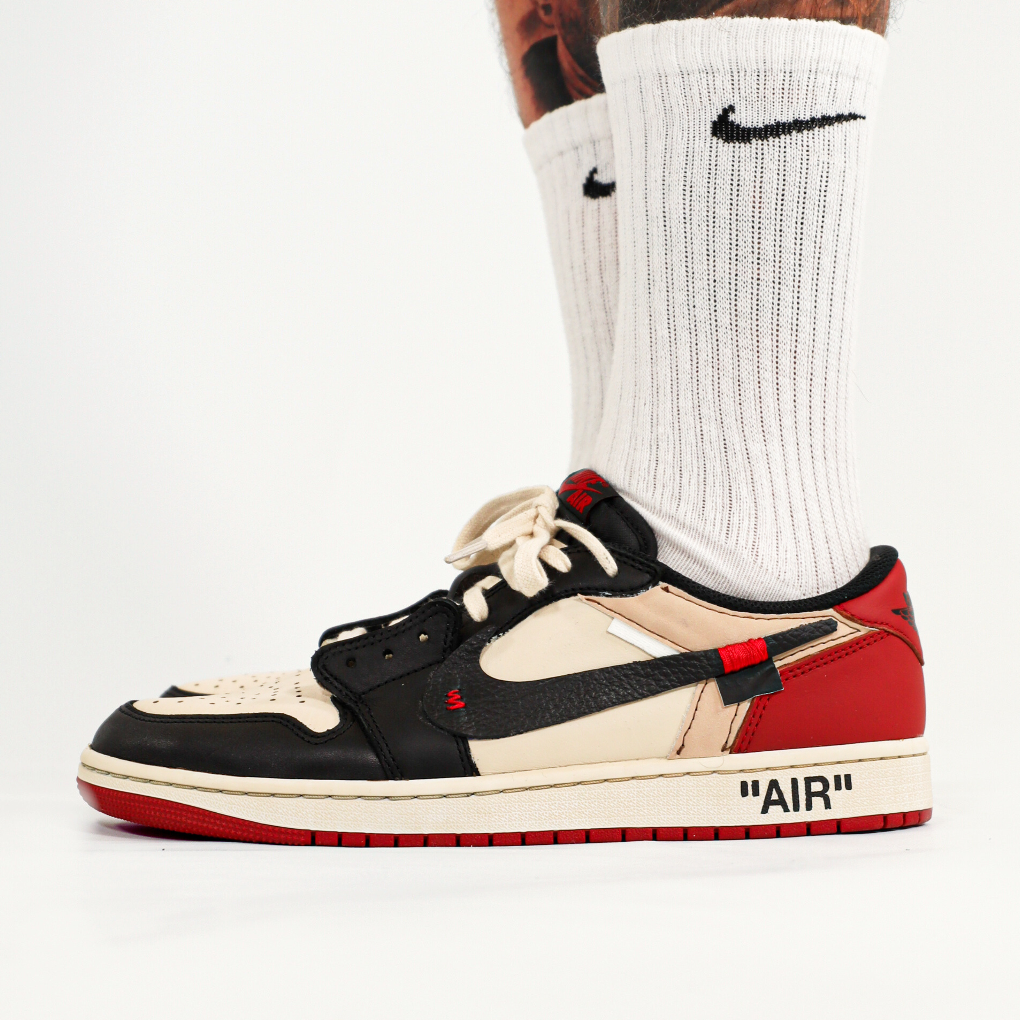 Nike Jordan 1 Black Toe - V1 OW