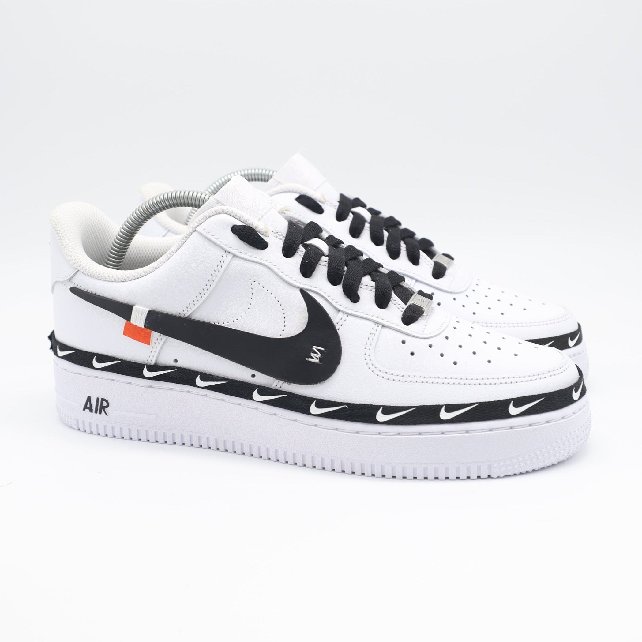 Nike Air Force 1 - Swoosh Black